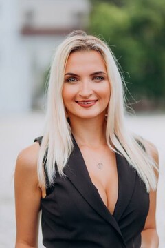 Lena Lutsk 24 y.o. - ukrainian girl - small primary photo. Lena from Lutsk 24 years - ukrainian girl. My small primary photo.