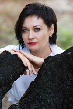 Lena from Kremenchug 37 years - Warm-hearted girl. My small primary photo.