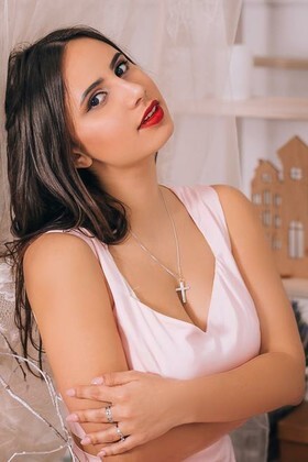 Vlada from Lutsk 23 years - attractive lady. My small primary photo.