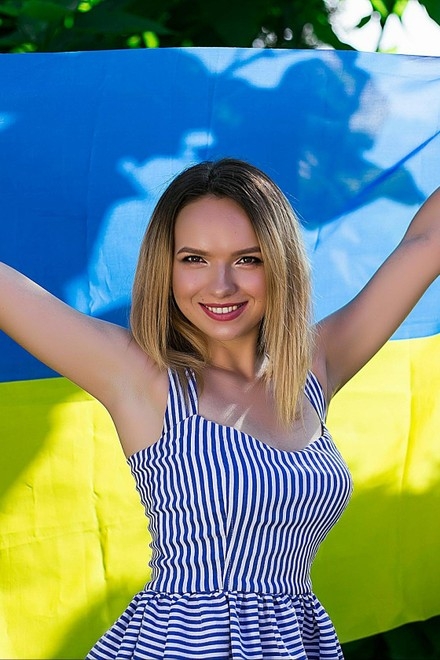 Mary Sumy 26 y.o. - want to be loved - small primary photo. Mary from Sumy 26 years - want to be loved. My small primary photo.