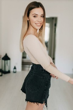 Natasha Kiev 25 y.o. - waiting for husband - small primary photo. Natasha from Kiev 25 years - waiting for husband. My small primary photo.