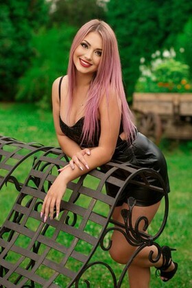 Alyona Sumy 25 y.o. - independent woman - small primary photo. Alyona from Sumy 25 years - independent woman. My small primary photo.