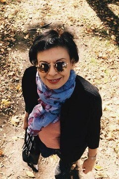 Elena from Cherkasy 49 years - creative image. My small primary photo.