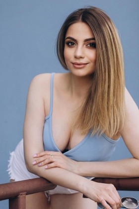 Anechka Sumy 24 y.o. - single ukrainian woman - small primary photo. Anechka from Sumy 24 years - single ukrainian woman. My small primary photo.