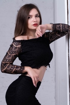 Irina from Sumy 24 years - look for fiance. My small primary photo.