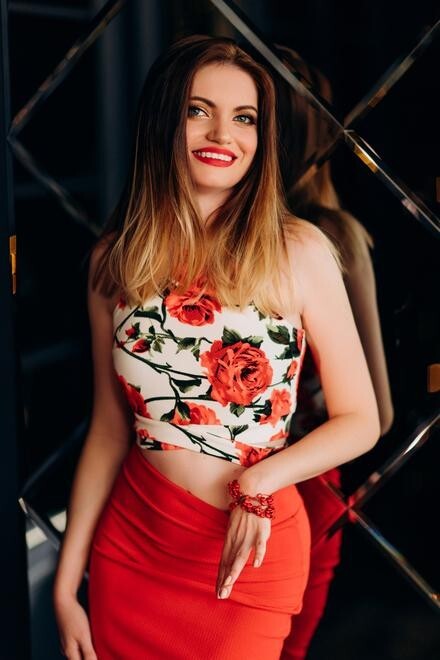 Alyona Poltava 30 y.o. - girl for dating - small primary photo. Alyona from Poltava 30 years - girl for dating. My small primary photo.