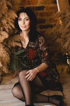 Oksana Kremenchug 39 y.o. - girl for dating - mid primary photo. Oksana from Kremenchug 39 years - girl for dating. My mid primary photo.