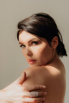 Mariana 25 y.o. - desirable woman - small primary photo. Mariana 25 years - desirable woman. My small primary photo.