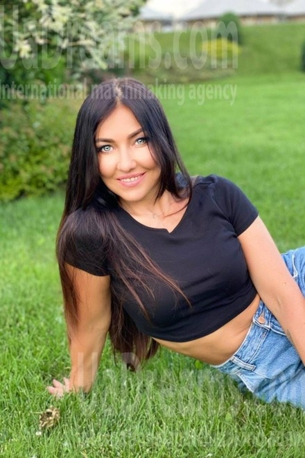Nataly Dnipro 43 y.o. - easy charm - small primary photo. Nataly from Dnipro 43 years - easy charm. My small primary photo.
