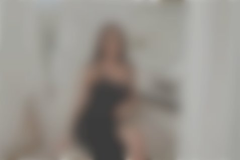 Julia Lviv 31 y.o. - intelligent lady - small public photo.