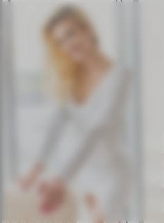 Nastya Rivne 37 y.o. - intelligent lady - small public photo.