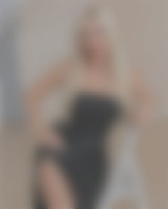 Yuliia Zhytomyr 33 y.o. - intelligent lady - small public photo.