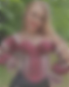 Darinka Dnipro 23 y.o. - intelligent lady - small public photo.