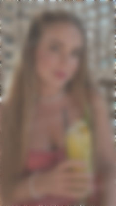 Albina Mykolaiv 39 y.o. - intelligent lady - small public photo.