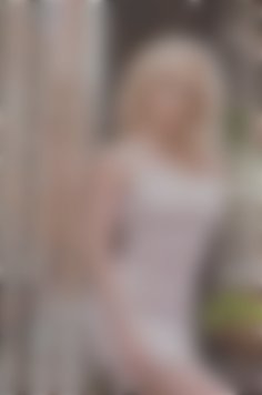 Oksana Mykolaiv 33 y.o. - intelligent lady - small public photo.