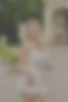 Olena Zhytomyr 35 y.o. - intelligent lady - small public photo.
