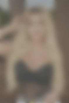Olena Zhytomyr 35 y.o. - intelligent lady - small public photo.
