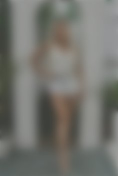 Olena Zhytomyr 35 y.o. - intelligent lady - small public photo.