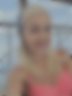 Dinochka Mykolaiv 59 y.o. - intelligent lady - small public photo.
