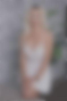Karyna Kyiv 32 y.o. - intelligent lady - small public photo.