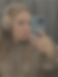 Olha Zhytomyr 32 y.o. - intelligent lady - small public photo.