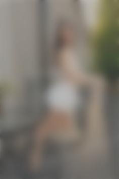 Inna Dnipro 38 y.o. - intelligent lady - small public photo.