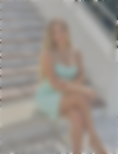 Yuliia Mykolaiv 33 y.o. - intelligent lady - small public photo.