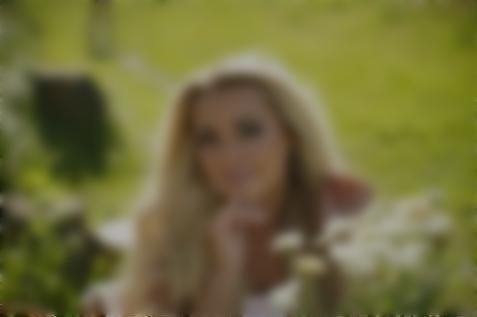 Vika Sumy 34 y.o. - intelligent lady - small public photo.