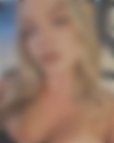 Daryna Zhytomyr 18 y.o. - intelligent lady - small public photo.