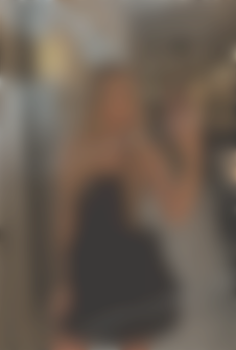 Vlada Kharkiv 22 y.o. - intelligent lady - small public photo.