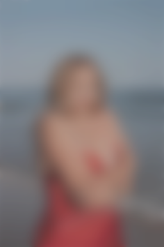 Julia Rivne 36 y.o. - intelligent lady - small public photo.