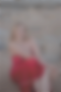 Julia Rivne 36 y.o. - intelligent lady - small public photo.
