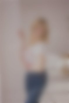 Vita Zaporizhia 31 y.o. - intelligent lady - small public photo.
