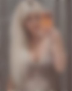 Larysa Chornomorsk 44 y.o. - intelligent lady - small public photo.