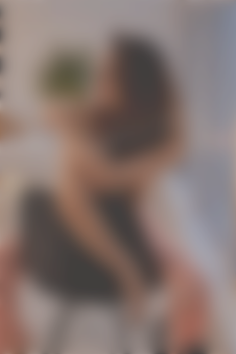 Alena Mykolaiv 39 y.o. - intelligent lady - small public photo.