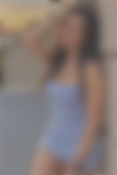Iryna Mykolaiv 34 y.o. - intelligent lady - small public photo.