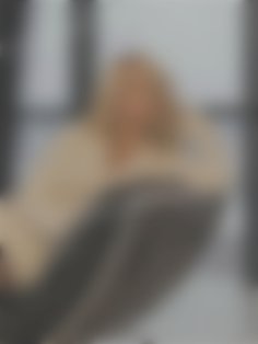 Tetiana Kharkiv 45 y.o. - intelligent lady - small public photo.