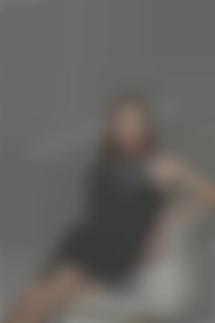 Yelyzaveta Kyiv 18 y.o. - intelligent lady - small public photo.