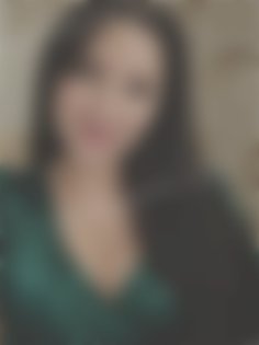 Yevheniia Mykolaiv 45 y.o. - intelligent lady - small public photo.
