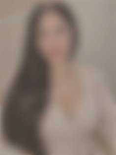 Yevheniia Mykolaiv 45 y.o. - intelligent lady - small public photo.