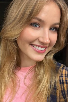Anna, 19 years old, from Zhytomyr, Ukraine