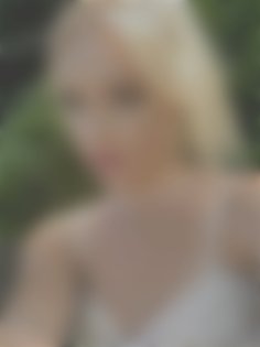 Vlada Mykolaiv 24 y.o. - intelligent lady - small public photo.