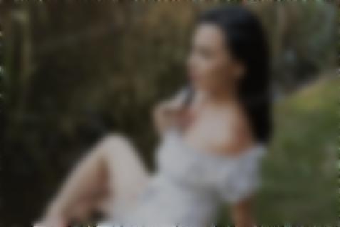 Karina Cherkasy 31 y.o. - intelligent lady - small public photo.