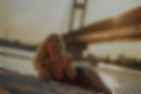 Liubov Kyiv 38 y.o. - intelligent lady - small public photo.
