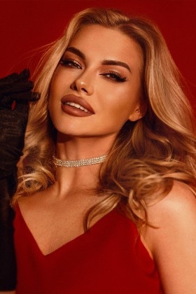 Julie from Dnipro photo Julie from Dnipro