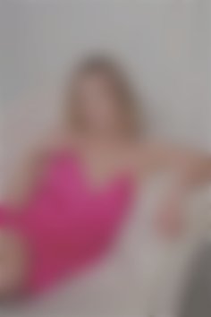Julia Rivne 34 y.o. - intelligent lady - small public photo.