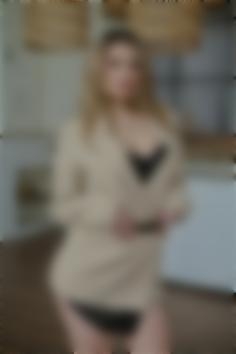 Diana Kyiv 27 y.o. - intelligent lady - small public photo.