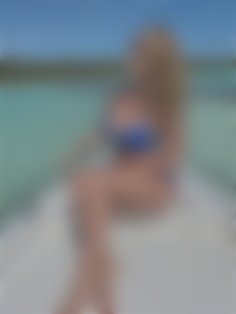Kate Mykolaiv 41 y.o. - intelligent lady - small public photo.