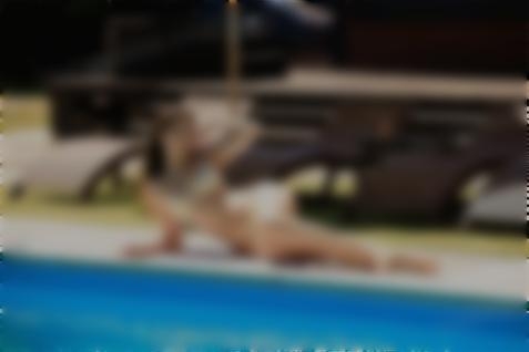 Nelia Ivano-Frankivsk 28 y.o. - intelligent lady - small public photo.