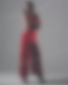 Isolde Lviv 41 y.o. - intelligent lady - small public photo.